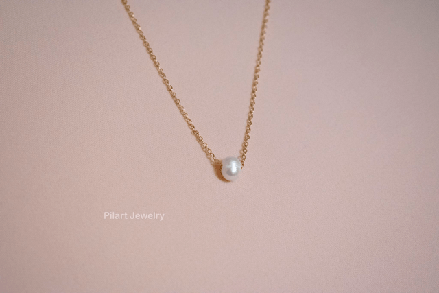 Collier Lea