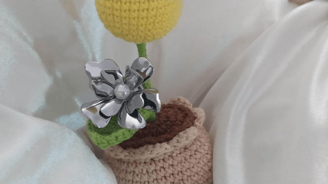 Bague fleur Grise 