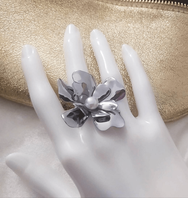 Bague fleur Grise 