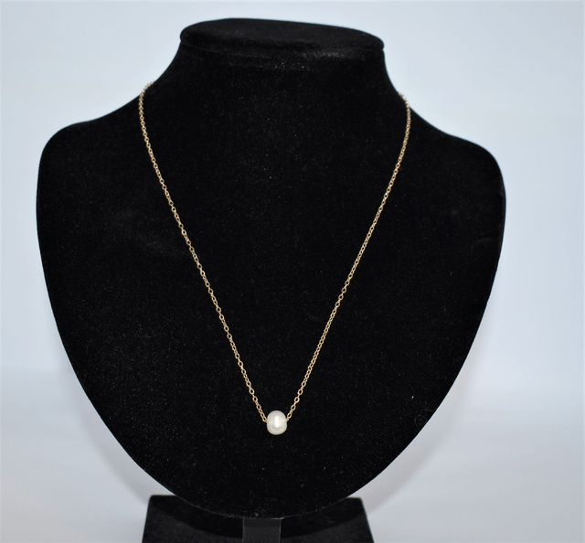Collier Lea