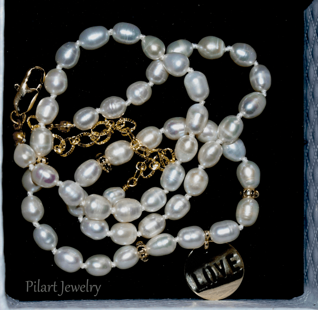 Collier Love