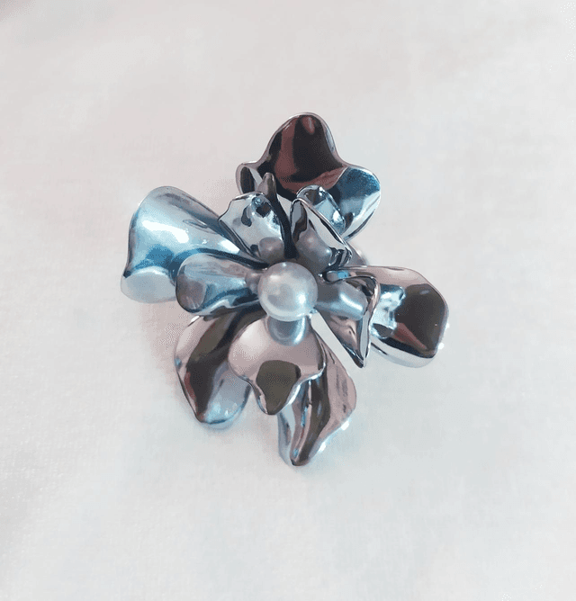 Bague fleur Grise 