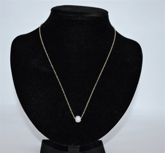 Collier Lea